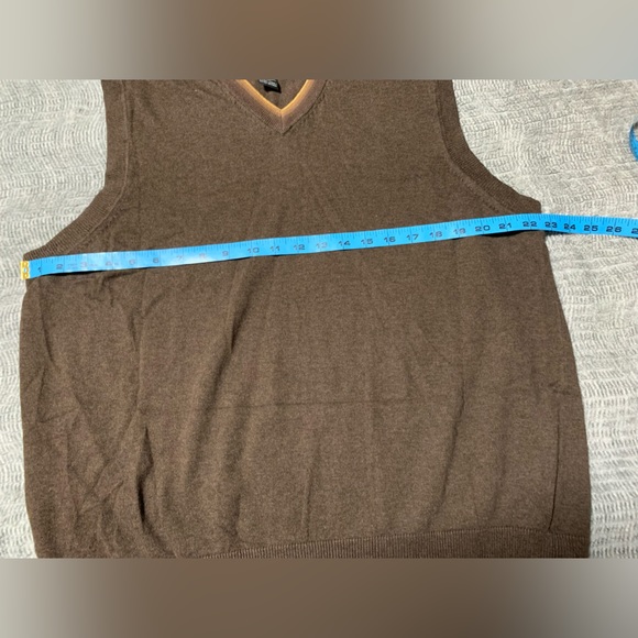 3/$20 Men’s STRUCTURE Brown Sleeveless Sweater Vest Size EXTRA LARGE - Picture 6 of 8